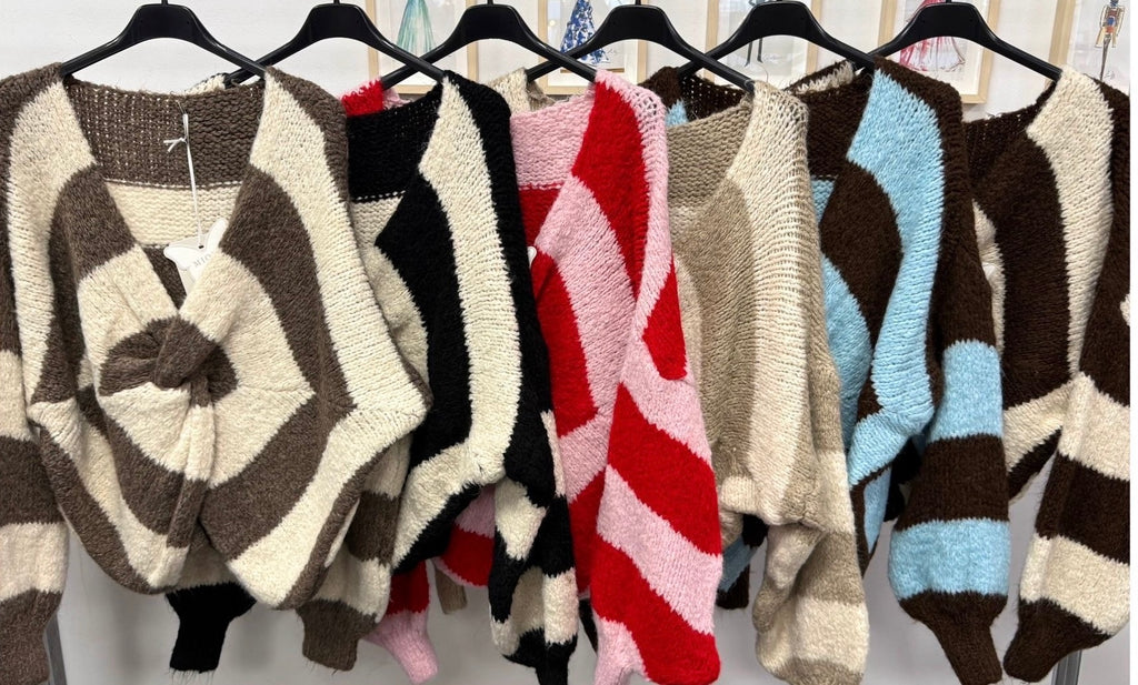 Flauschige Cross Pullover gestreift